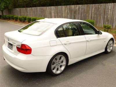 2006 BMW 330  i