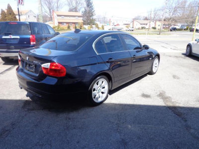 2006 BMW 330  xi