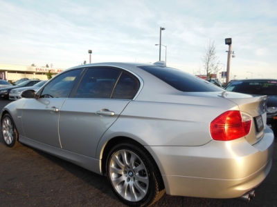 2006 BMW 330 i