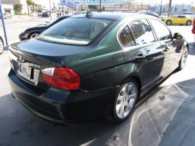 2006 BMW 330 i