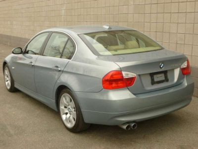 2006 BMW 330  xi