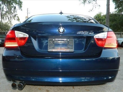 2006 BMW 330  xi