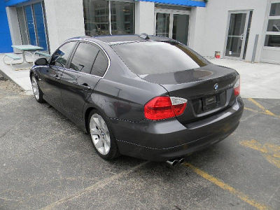 2006 BMW 330 i
