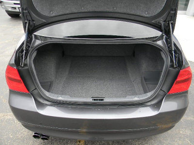 2006 BMW 330 i