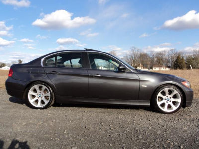 2006 BMW 330  i