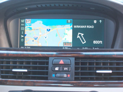 2006 BMW 330  i