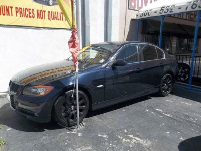 2006 BMW 330  i