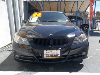 2006 BMW 330  i