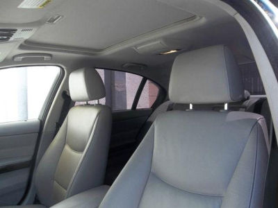 2006 BMW 330  i