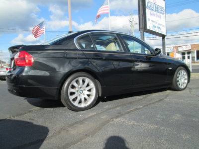 2006 BMW 330  xi