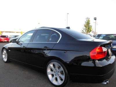 2006 BMW 330 i