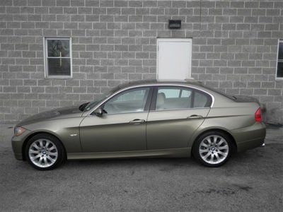 2006 BMW 330  xi