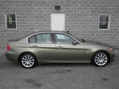 2006 BMW 330  xi