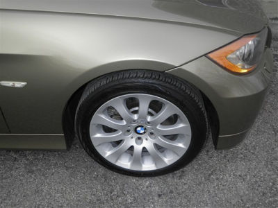 2006 BMW 330  xi