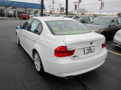 2006 BMW 330  xi