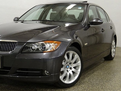 2006 BMW 330  i