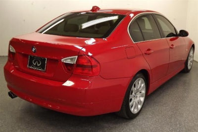 2006 BMW 330  xi
