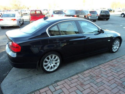 2006 BMW 330  xi