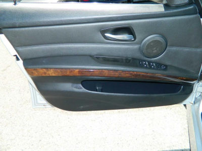 2006 BMW 330 i