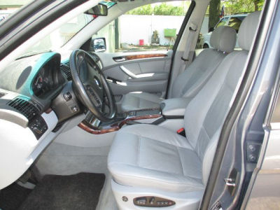 2006 BMW 330  xi