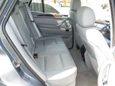 2006 BMW 330  xi