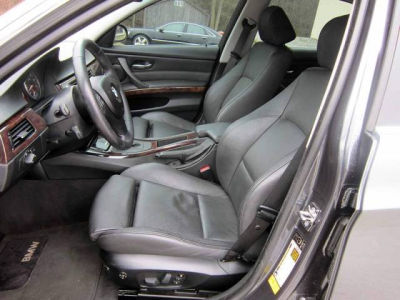 2006 BMW 330 i