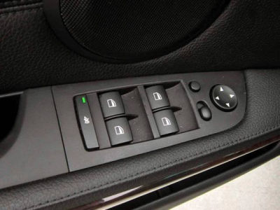 2006 BMW 330 i