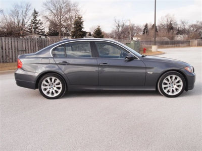 2006 BMW 330  i