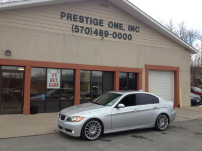 2006 BMW 330  i