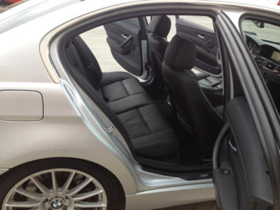 2006 BMW 330  i