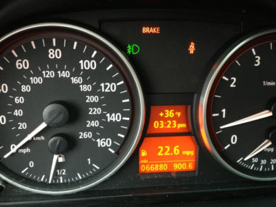 2006 BMW 330  i