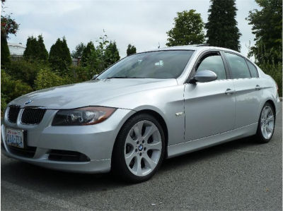 2006 BMW 330  i