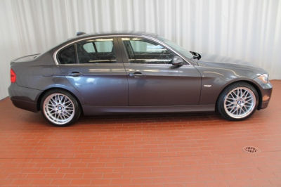2006 BMW 330  xi