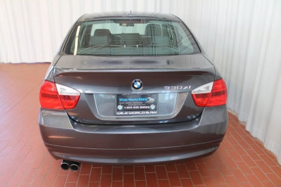 2006 BMW 330  xi