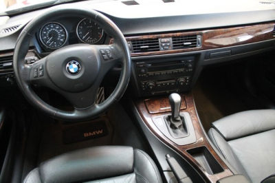2006 BMW 330  xi