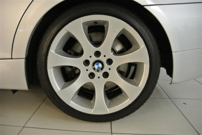 2006 BMW 330  i