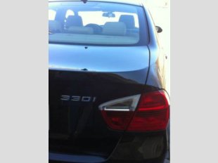 2006 BMW 330  i