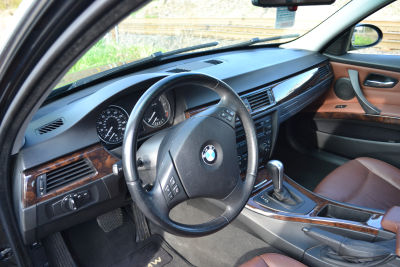 2006 BMW 330  xi