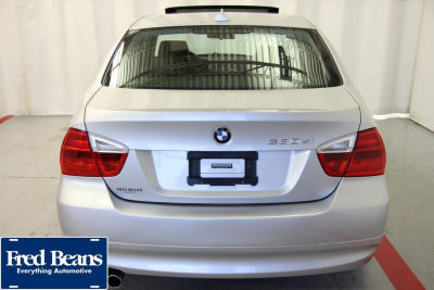 2006 BMW 330  xi