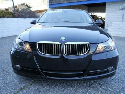 2006 BMW 330  i