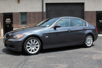 2006 BMW 330  i