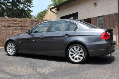 2006 BMW 330  i