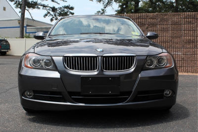 2006 BMW 330  i