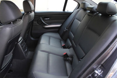 2006 BMW 330  i