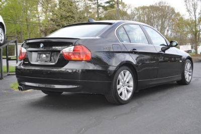 2006 BMW 330  i