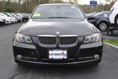 2006 BMW 330  i