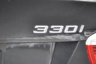 2006 BMW 330  i
