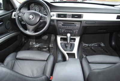 2006 BMW 330  i