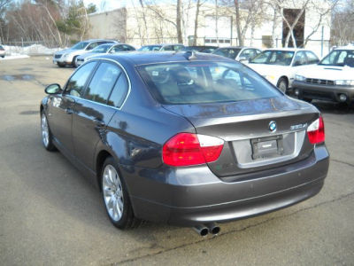 2006 BMW 330  xi