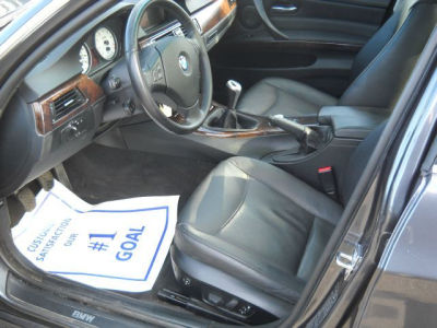 2006 BMW 330  xi